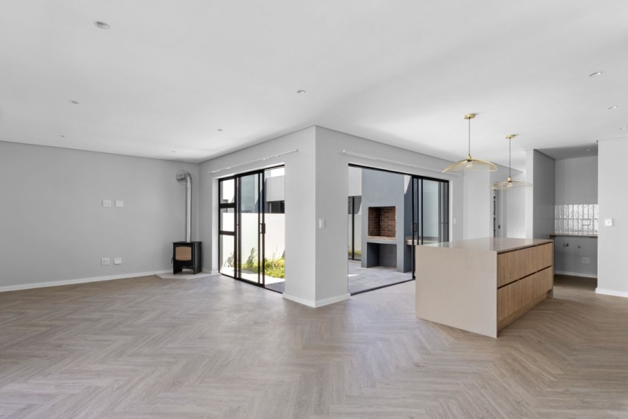 3 Bedroom Property for Sale in Sandown Estate Western Cape